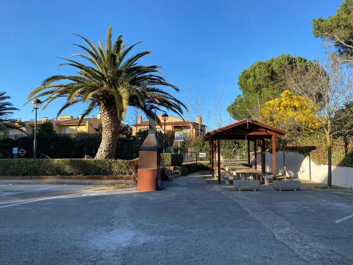 Apartment Apartament Per Parelles Reformat Amb Piscina Calella De Palafrugell
